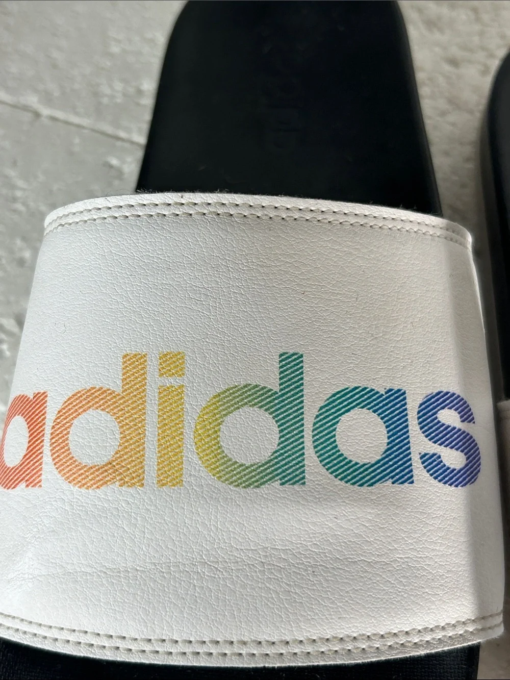Adidas Mens SZ 13 White Slide Sandal Rainbow Logo Sporty Beach Sandal Poolside